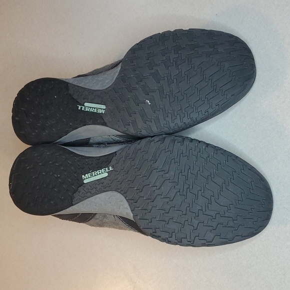 Merrell Suede Trail Shoes - Picture 10 of 13